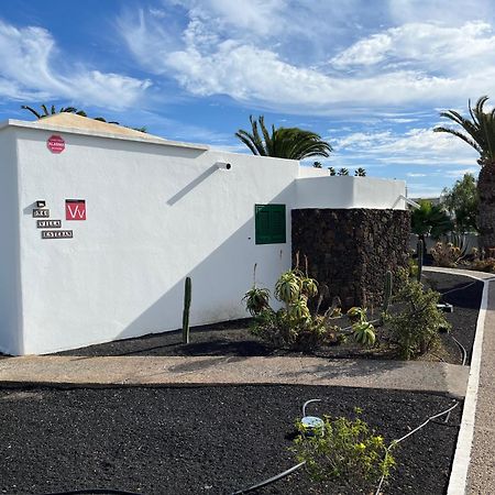 Villa Esteban Playa Blanca  Exterior foto